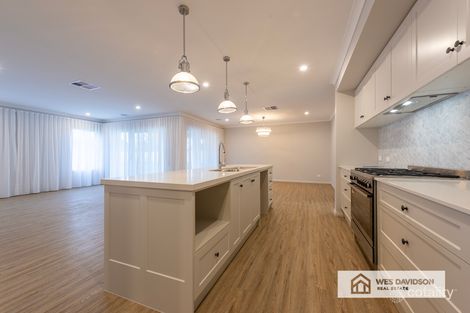 Property photo of 26 Dellar Crescent Horsham VIC 3400