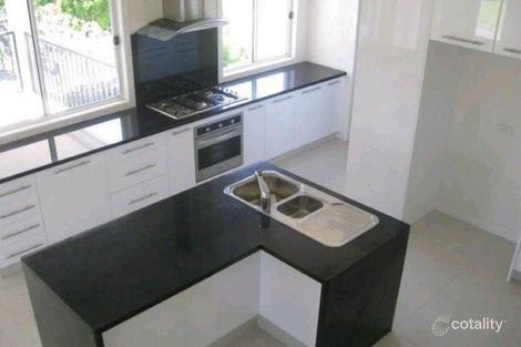 Property photo of 2 Cayman Place Forest Lake QLD 4078