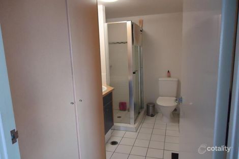 Property photo of 15 Goodwin Street Kangaroo Point QLD 4169