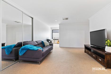 Property photo of 4 Hoop Place Canning Vale WA 6155