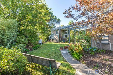 Property photo of 1 McMinn Close Phillip ACT 2606