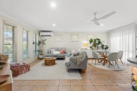 Property photo of 3 Cedarview Place Wellington Point QLD 4160