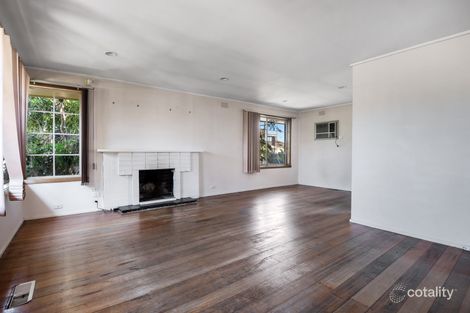 Property photo of 34 Robins Avenue Reservoir VIC 3073