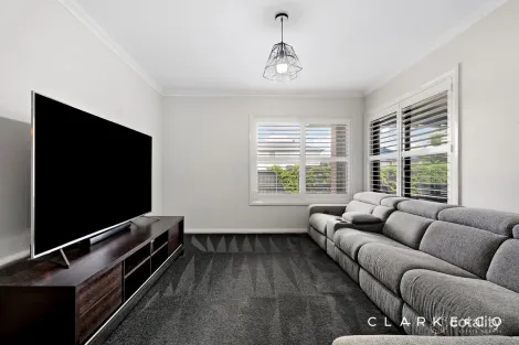 Property photo of 24 Emperor Parade Chisholm NSW 2322