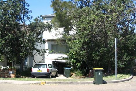 Property photo of 32 Gardere Avenue Curl Curl NSW 2096