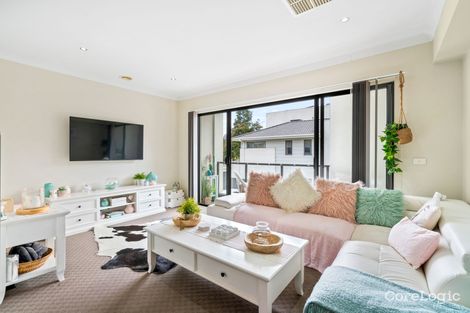 Property photo of 24/79 Lancefield Drive Caroline Springs VIC 3023