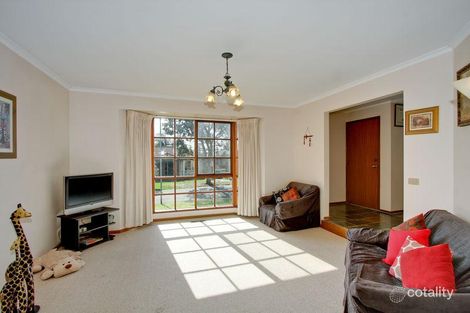 Property photo of 10 Ilios Close Forest Hill VIC 3131