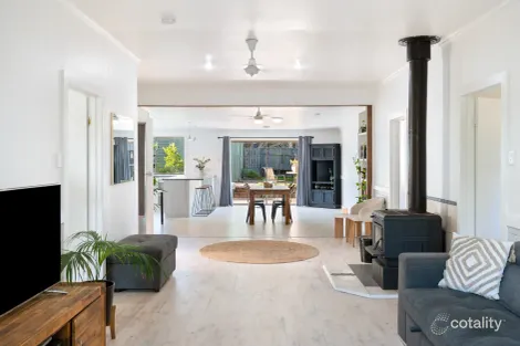 15 Riddoch Ave, Mount Burr, SA 5279