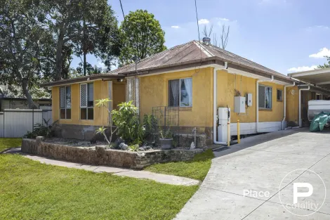 Property photo of 29 Bognuda Street Bundamba QLD 4304