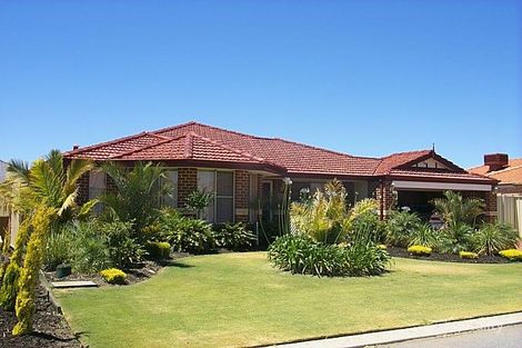 17 Ashridge Turn, Canning Vale, WA 6155