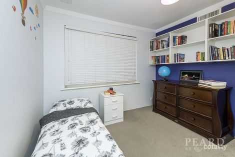Property photo of 3 Leaside Way Greenwood WA 6024
