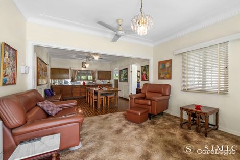 Property photo of 61 Foxton Street Seven Hills QLD 4170