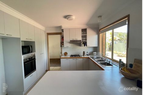 Property photo of 6 Birch Way Jerrabomberra NSW 2619