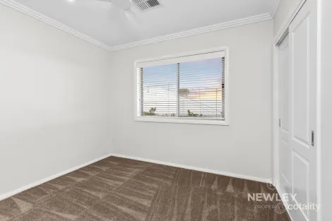 Property photo of 108 Brooklyn Drive Bourkelands NSW 2650