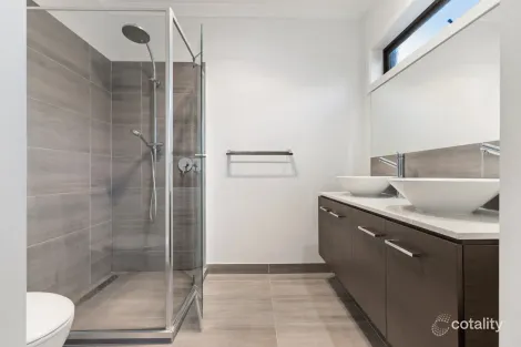 Property photo of 22 Royal York Road Winter Valley VIC 3358