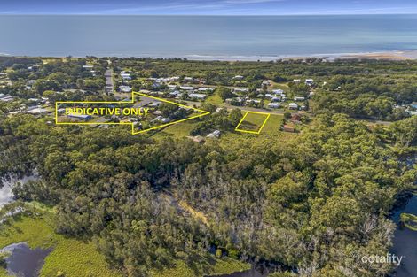 52 Moore Park Rd, Moore Park Beach, QLD 4670