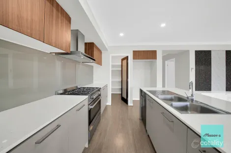 Property photo of 29 Stambridge Street Tarneit VIC 3029