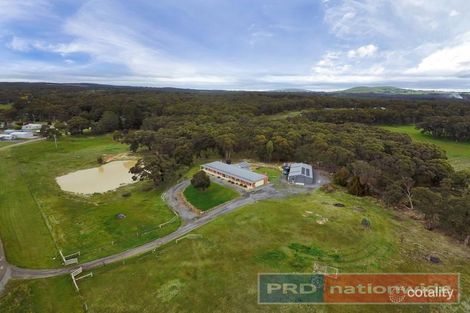 25 Clifton Rd, Creswick, VIC 3363