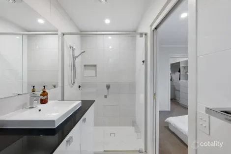 Property photo of 6 Tallaganda Lane Pimpama QLD 4209