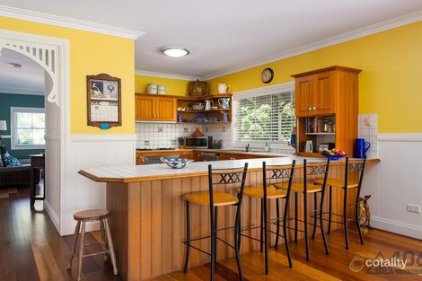 Property photo of 62 Boyd Terrace Brookfield QLD 4069