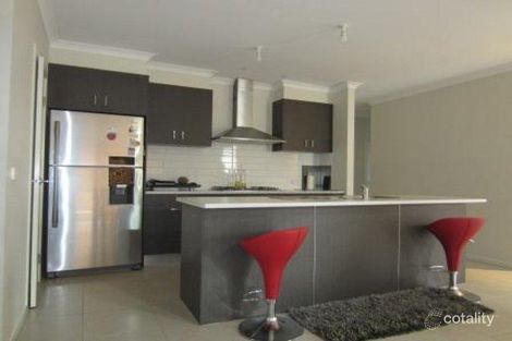 Property photo of 10 Rising Sun Parade Tarneit VIC 3029