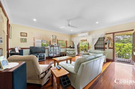 Property photo of 16 Equinox Street Taringa QLD 4068