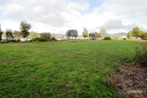 6 Pembroke Cres, Wodonga, VIC 3690