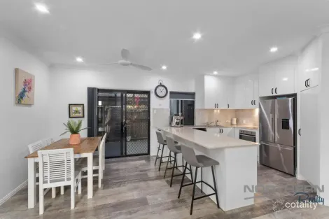 Property photo of 6 Lilium Close Kirwan QLD 4817