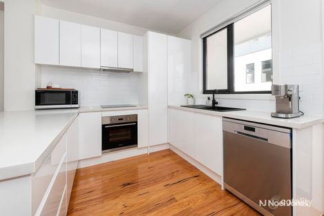 Property photo of 2/250 Hull Road Mooroolbark VIC 3138