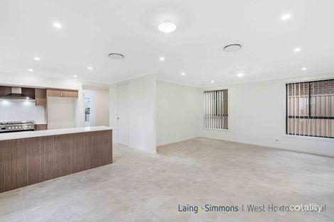 26 Monkton Ave, Middleton Grange, NSW 2171