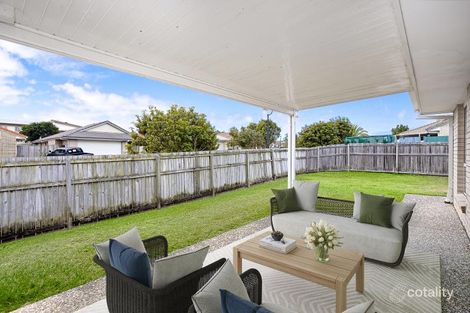 Property photo of 10 Cowper Court Rothwell QLD 4022