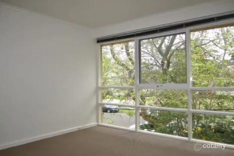 Property photo of 10/10 Ashby Grove Eaglemont VIC 3084