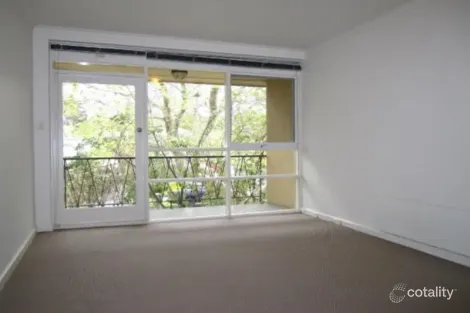 Property photo of 10/10 Ashby Grove Eaglemont VIC 3084