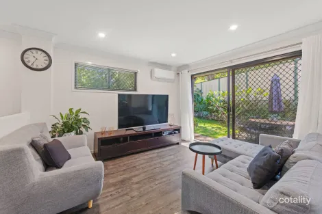 Property photo of 1/15 Ancona Street Carrara QLD 4211