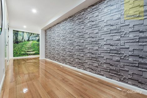 Property photo of 37 Escapade Boulevard Craigieburn VIC 3064