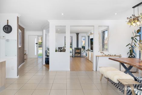 Property photo of 11 Dame Zara Street Gungahlin ACT 2912