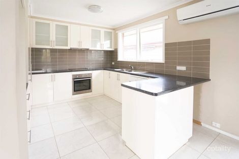 Property photo of 44 Webbcona Parade Wendouree VIC 3355