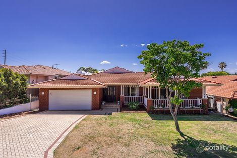 Property photo of 4 Mellersh Court Gwelup WA 6018