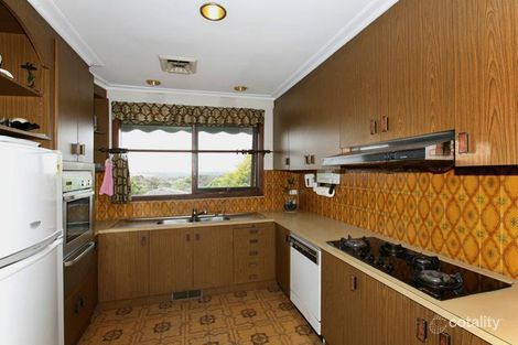 Property photo of 32 Latrobe Street Bulleen VIC 3105