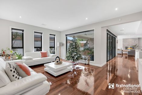 Property photo of 22 Traminer Row Werribee VIC 3030