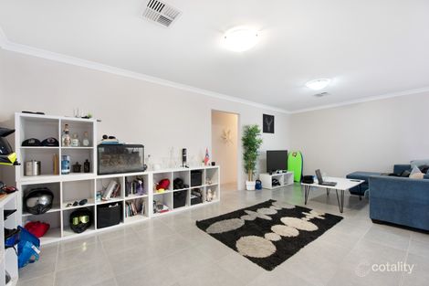 Property photo of 10A Edgewater Close Glenfield WA 6532