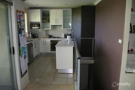 Property photo of 2 Barrett Avenue Garden Suburb NSW 2289