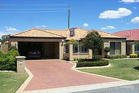 4 Rockaway Gr, Canning Vale, WA 6155
