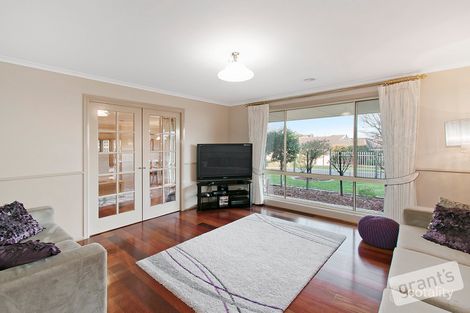 Property photo of 32 Royal Crescent Beaconsfield VIC 3807
