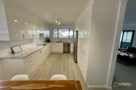 Property photo of 36 Canberra Crescent Burrill Lake NSW 2539