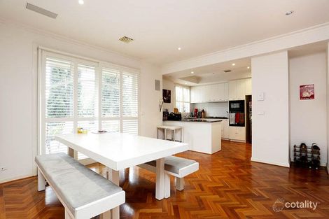 Property photo of 2/18 Burwood Road Hawthorn VIC 3122