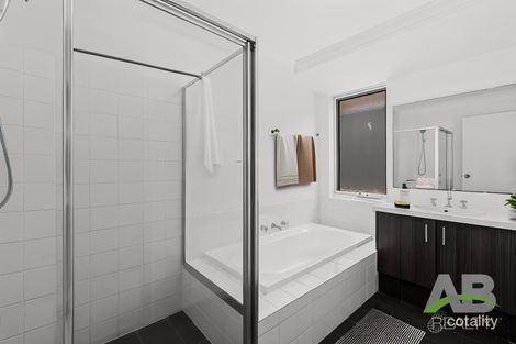 Property photo of 4 Thiele Road Banksia Grove WA 6031