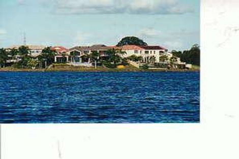Property photo of 28 Staysail Crescent Clear Island Waters QLD 4226