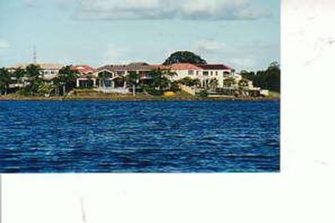 Property photo of 28 Staysail Crescent Clear Island Waters QLD 4226