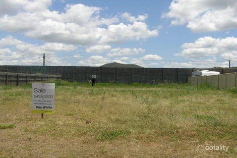 45 Coochin Hills Dr, Beerwah, QLD 4519